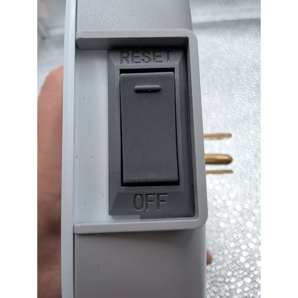 Greenlite 5 Outlet Advanced Power Strip Tier 1 Wall Mount Smart Surge Protector